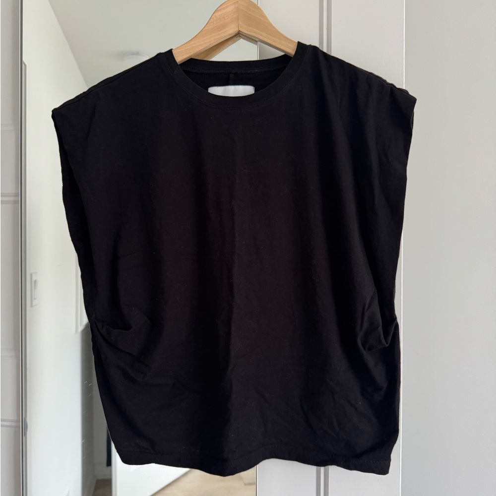 Pistola Trina Muscle Tee